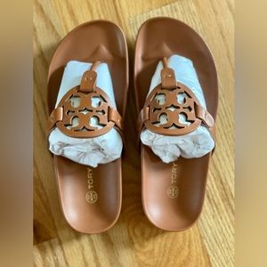 Tory Burch Miller Cloud Size 7